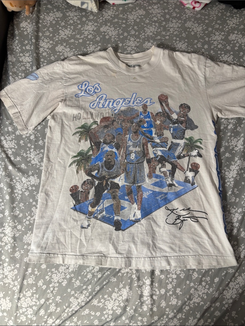 Los Angeles Graphic Short Sleeve Tee in White and Blue